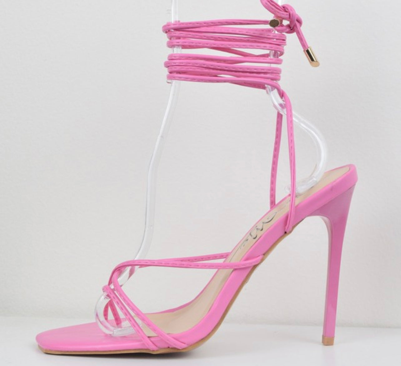 Bubblegum pink lace heels